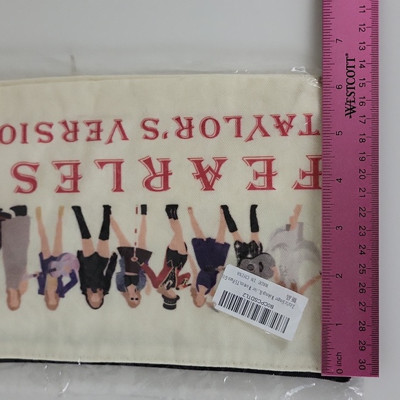 Taylor Swift Fearless Taylor's Version Make up Pouch - Picture 4 of 4